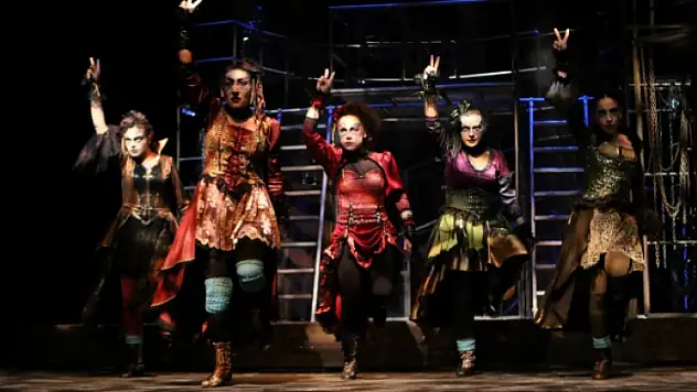 DT Sahnesi 27 Ekim'de Açılıyor