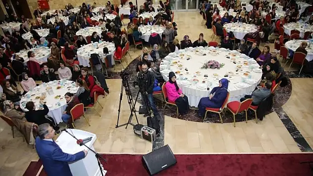 Başkan Yanılmaz: 'Toplumu İnşa Eden Kadındır'