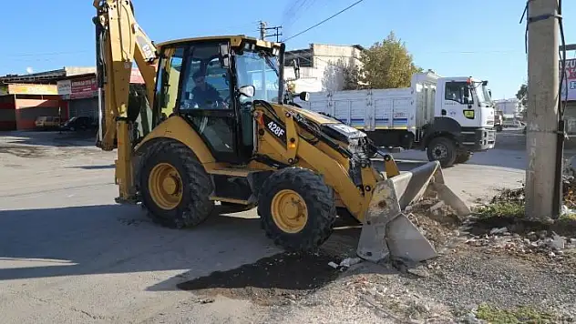 Sanayi Mahallesi'nde Kapsamlı Temizlik