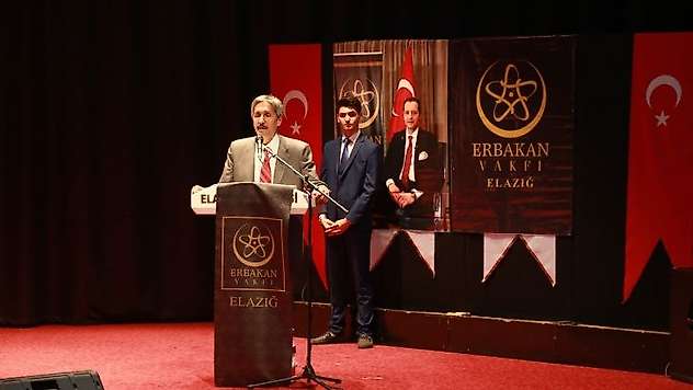 Erbakan Vakfından Konferans