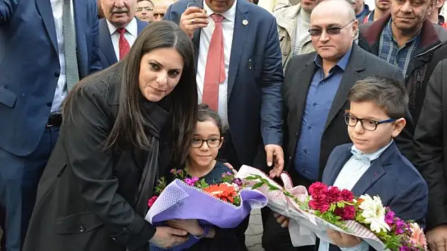 Bakan Sarıeroğlu, 'Bu Hizmet Çok Gurur Verici...'
