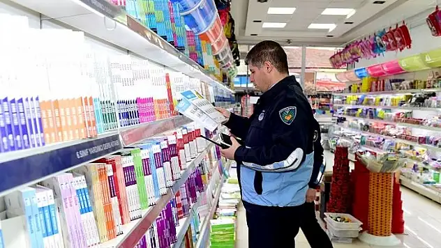 Büyükşehir Zabıtasından Etiket Denetimi