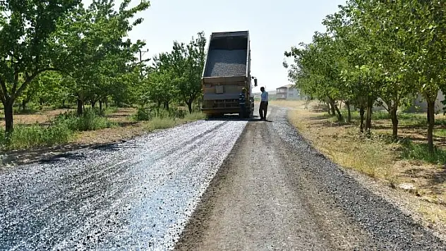 Karaköy Mahallesinin Yolları Asfaltlandı