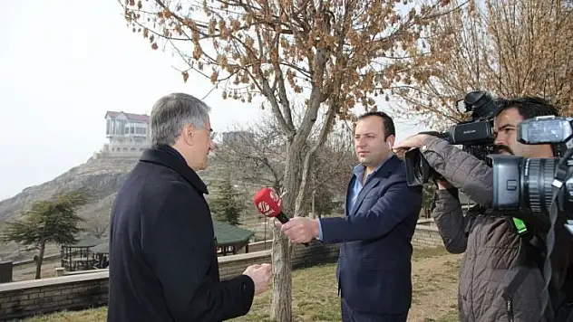 Başkan Yanılmaz Beyaz Tv'de