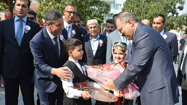 Vali Kaban, Ülkemizin İki Ordusu Vardır