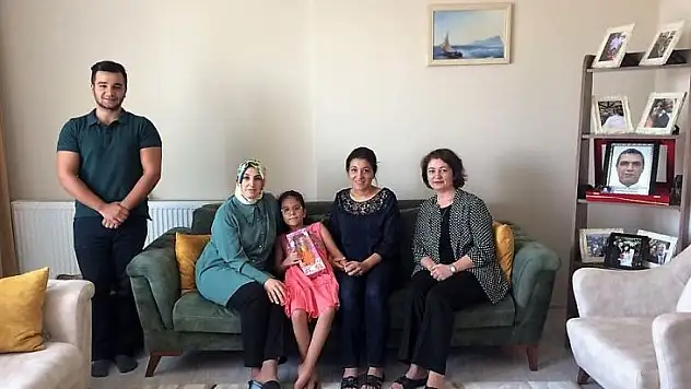 Bayan Kaban Şehit Polis Ailelerini Ziyaret Etti