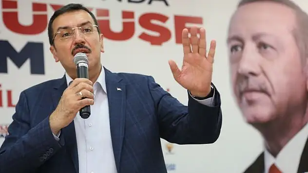 Bakan Tüfenkci Elazığ'da İlçe Kongrelerine Katıldı