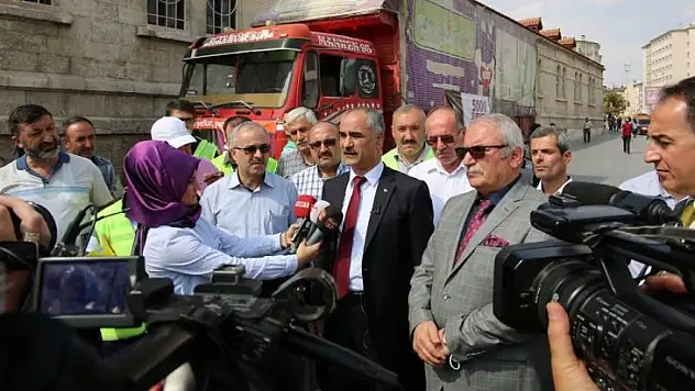 Sivas Belediyesi'nden Savaşın Çocuklarına Oyuncak…