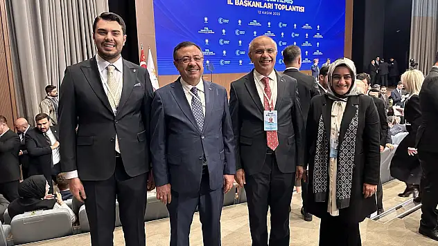 Malatya heyeti Ankara'da: Başkan Sami Er ve AK Parti teşkilatı toplantıya katıldı