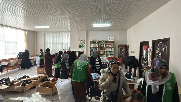 Malatya İHH'den Kış Öncesi Anlamlı Destek: Yetim ve İhtiyaç Sahiplerine Mont Dağıtımı