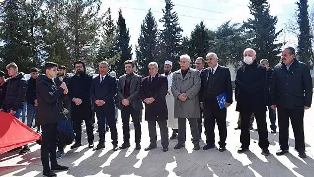 Malatya Kent Konseyi Gençlerinden Şehitlere Vefa