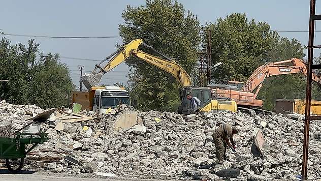 Malatya Küçük Sanayi Sitesi'nde Yıkım Sürüyor: 273 İşyeri Daha Yıkılacak