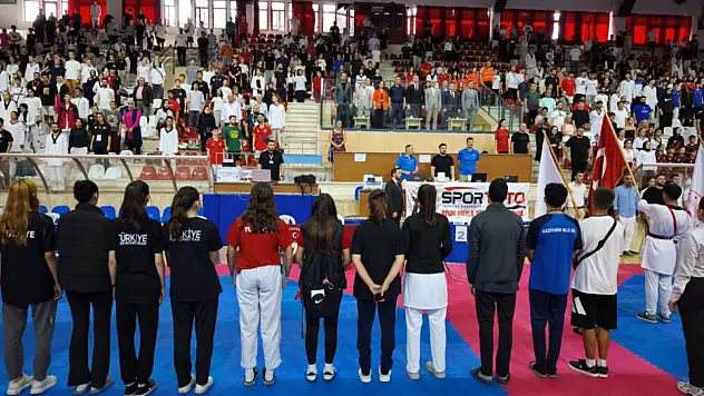 Malatya Menekşe Spor Kulübü Türkiye Üçüncüsü Oldu