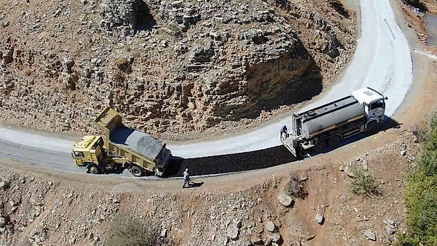 Malatya'nın Kırsalında 860 Kilometrelik Asfalt Seferberliği