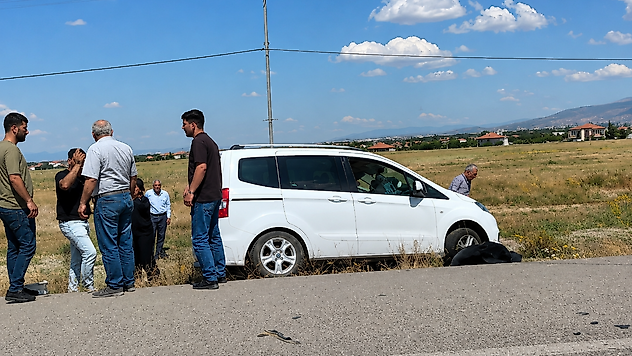 Malatya-Sivas Karayolu'nda İki Araç Çarpıştı: 3 Yaralı