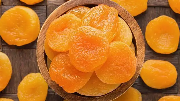 Malatya Ticaret Borsası'nda kuru kayısının kilogramı en yüksek 215 liradan satıldı.