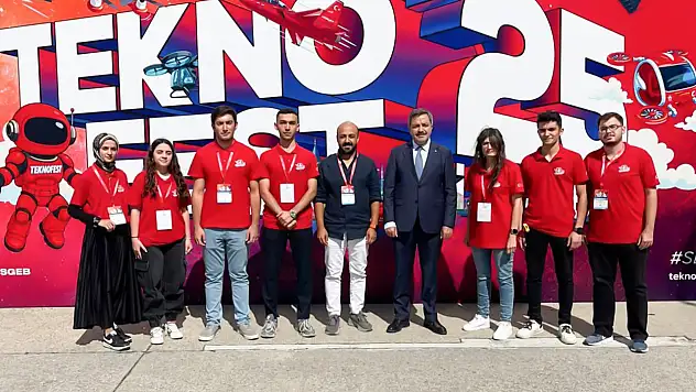 Malatya Turgut Özal Üniversitesi TEKNOFEST 2025'te Gururlandırdı: Öğrenciler Finalde