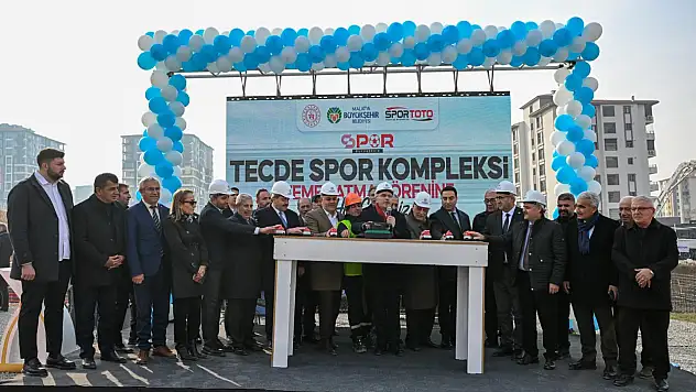 Malatya'ya 2,5 Milyar Liralık Spor Yatırımı: Tecde Spor Kompleksi'nin Temeli Atıldı