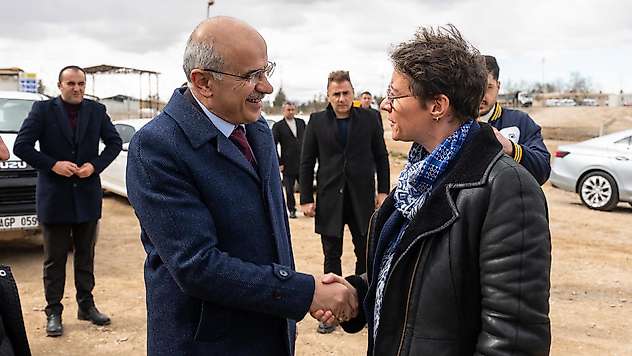 Malatya'ya Fransa'dan 10 Milyon Euro'luk Dev Hibe: 11 Milyon Ton Enkaz Ayrıştırılacak