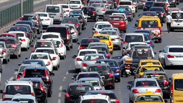 Malatya'da Trafiğe kayıtlı toplam motorlu taşıt sayısı bir önceki aya göre  %0,06 arttı