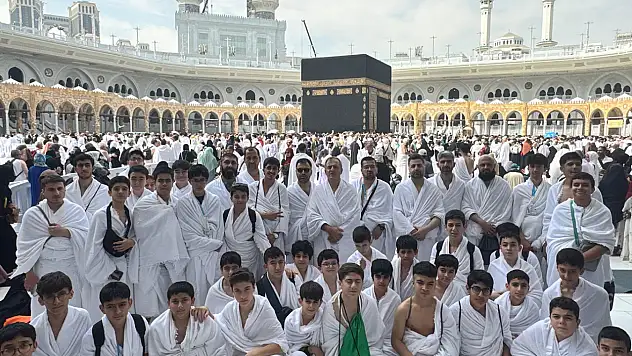 Malatyalı 41 Hafız, Umre'de Hafızlık Belgelerini Aldı