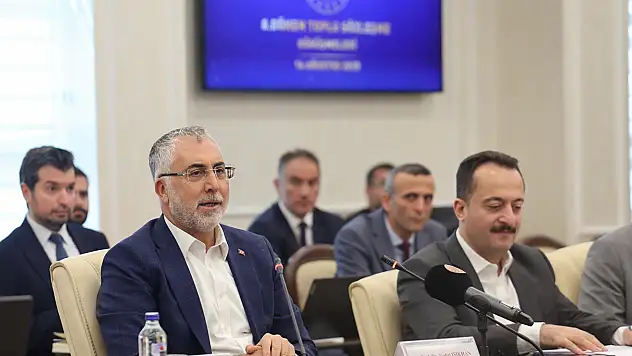 Memur zammında hükümetten son teklif: 2026'da yüzde 11+7, 2027'de yüzde 4+4