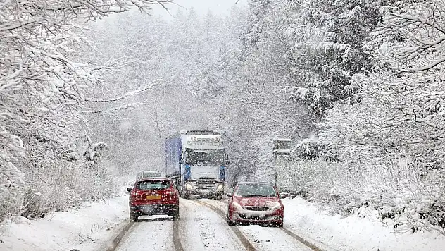 Meteoroloji'den 6 İle Kuvvetli Yağış ve Kar Uyarısı