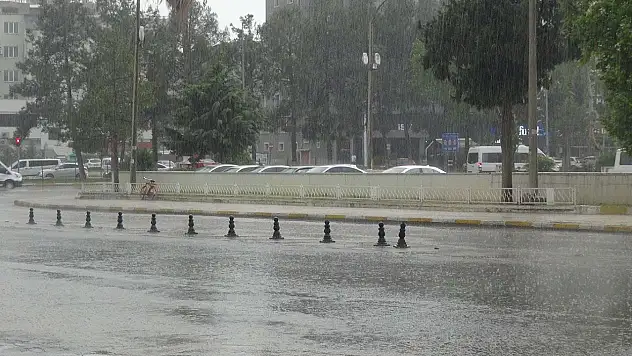 Meteoroloji'den Kuvvetli Yağış Uyarısı: Marmara'nın Doğusu ve Karadeniz'de Risk