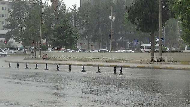 Meteoroloji'den Marmara İçin Kuvvetli Rüzgâr Uyarısı