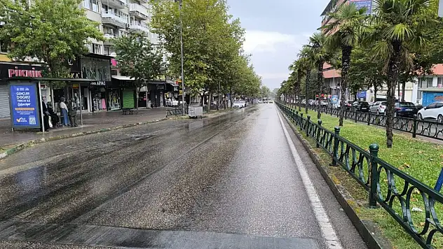 Meteorolojiden kuvvetli yağış ve rüzgâr uyarısı