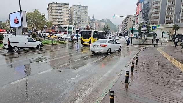 Meteorolojiden kuvvetli yağış uyarısı