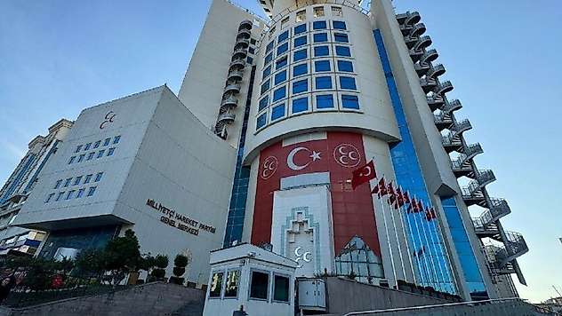 MHP, İstanbul İl ve 39 ilçe teşkilatını feshetti