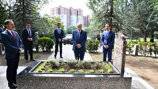 MHP Lideri Bahçeli'den Siyasi Partiler Kanunu açıklaması: Tam destek vereceğiz