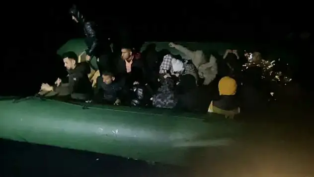 Muğla açıklarında 22 düzensiz göçmen kurtarıldı