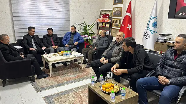 Muhtarlardan Gençliğe Güçlü Mesaj: 'Gelecek Mahallelerden İnşa Edilir'