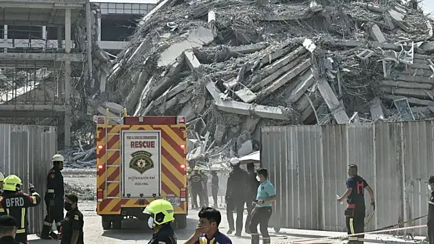 Myanmar'daki depremlerde ölü sayısı 3 bin 471'e yükseldi