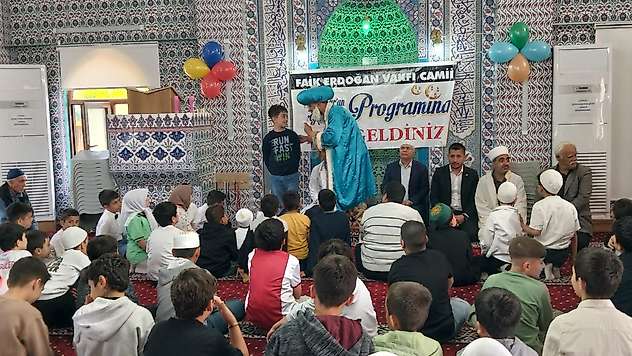 Nasreddin Hoca Çocuklara Bayram Sevinci Yaşattı