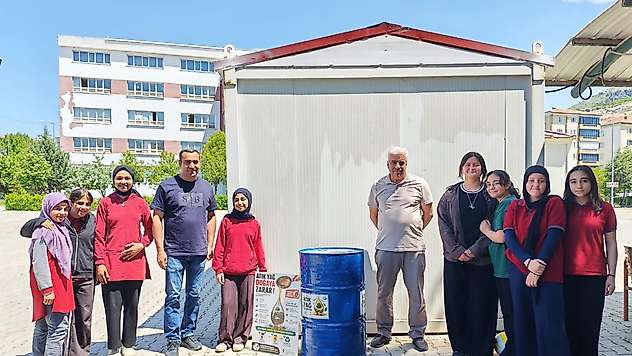 Öğrencilerden Çevre İçin Örnek Hareket: Atık Yağlar Geri Dönüşüme Kazandırılıyor