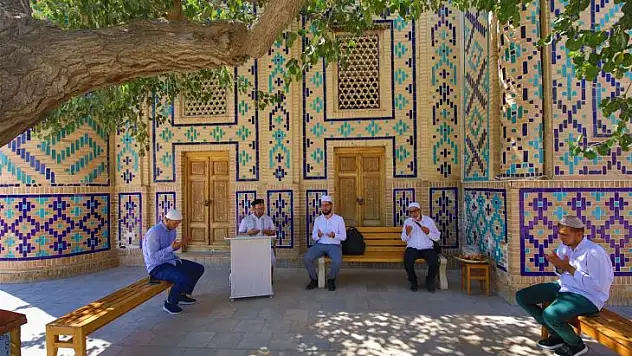 Özbekistan'ın manevi ziyaretgâhı: Malatyalı Abdülhâliḳ Gucdüvani Türbesi