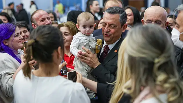 Özgür Özel: 'Bu Emekliler Nasıl Geçinsin'