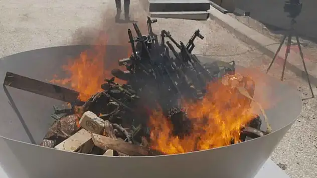 PKK'nın silah bırakma aşamasının ilki gerçekleşti