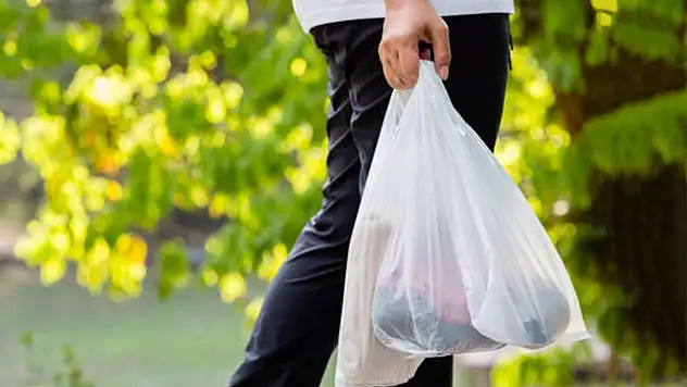 Plastik poşet bedeli, 1 Ocak 2026 tarihinden itibaren 1 lira olacak