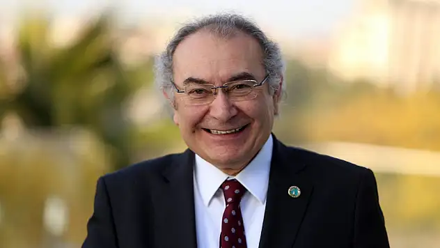 Prof. Dr. Tarhan: Beyin plastik bir organ ve heykeltraş gibi işlenmeli