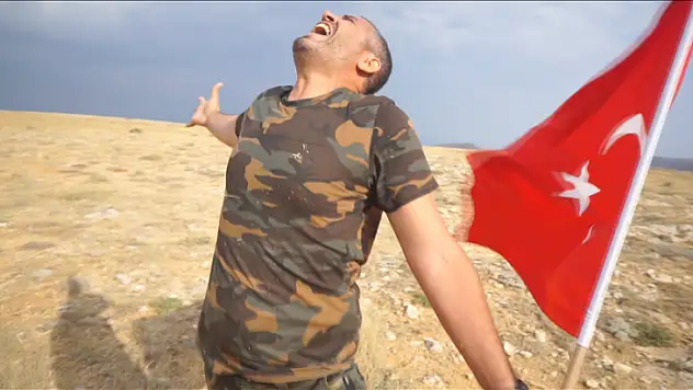 Rekortmen Ceza Ve Eminem'e Meydan Okudu