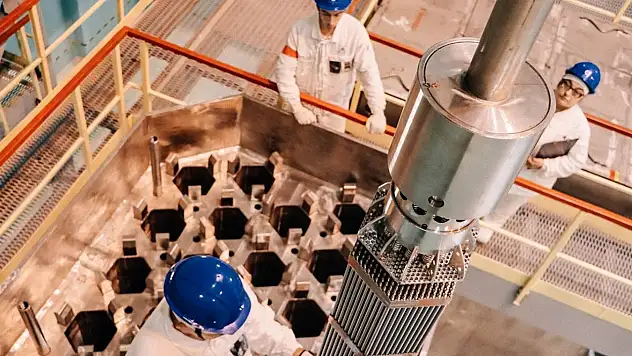 Rosatom: Novovoronezh NGS VVER-1200 reaktörüne ilk 5'inci nesil yakıt yüklemesi yapıldı