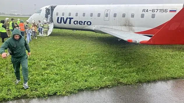 Rusya'da uçak pistten çıktı