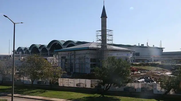 Sabiha Gökçen Havalimanı Camii inşaatında sona doğru