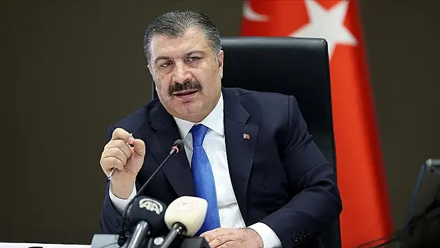 Sağlık Bakanı Koca'dan Van'da bir doktorun hasta yakınlarınca darbedilmesine tepki