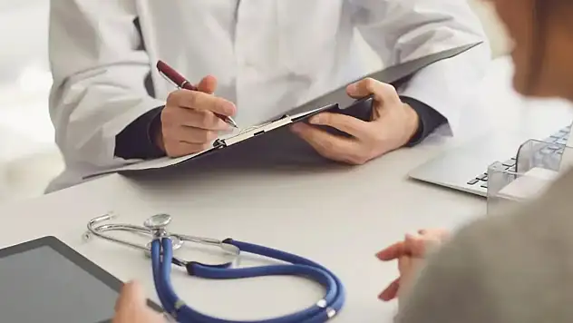 Sağlık Bakanlığı 2026'da 26 Bin 673 Sözleşmeli Personel Alacak