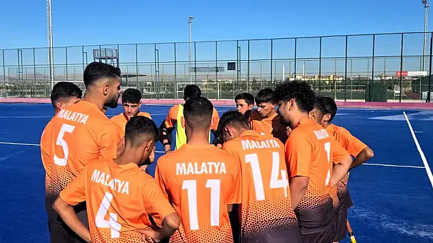Samanköy Konteyner Kenti'nden Süper Lig'e: Malatya Hokey Takımı Türkiye'ye Örnek Oldu